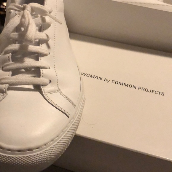 Worn once, Woman by common projects. - Picture 3 of 3